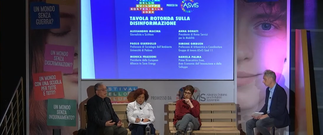 Disinformazione climatica è la punta dell’iceberg di enormi interessi economici