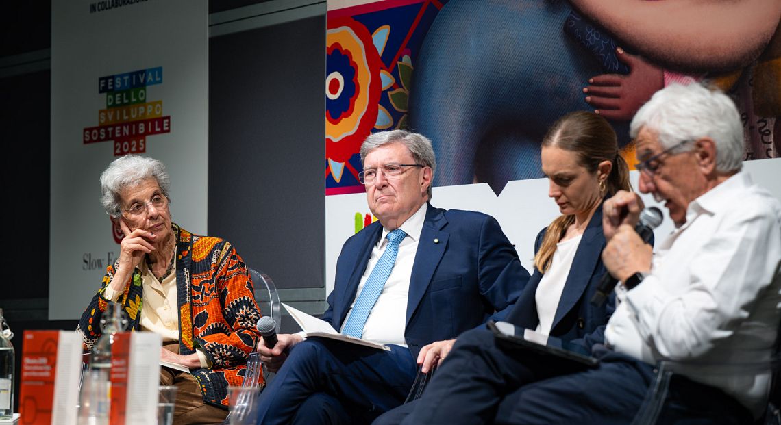 Obiettivo 2030: da Rubbettino un saggio per realizzare un futuro sostenibile 