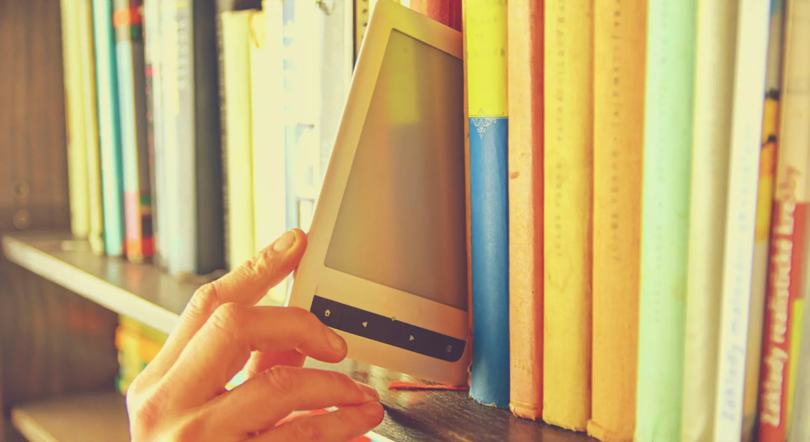 FOCUS. Libri ed e-book sono destinati a coesistere ma si diversificherà l’approccio alla lettura