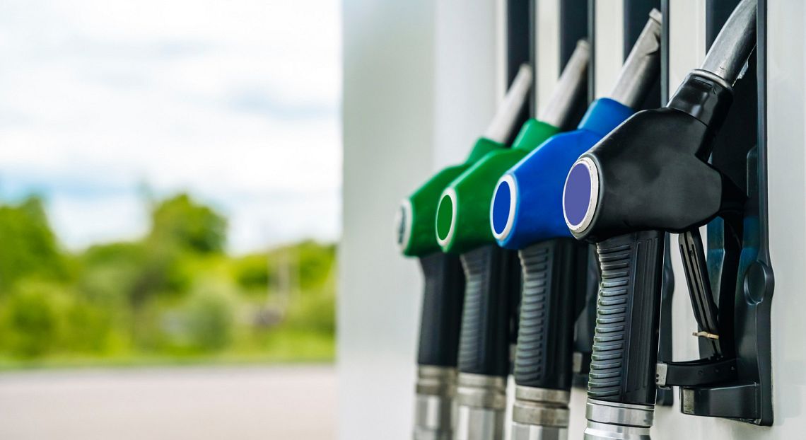 Il prezzo della benzina sale? Questo potrebbe ostacolare la mobilità sostenibile