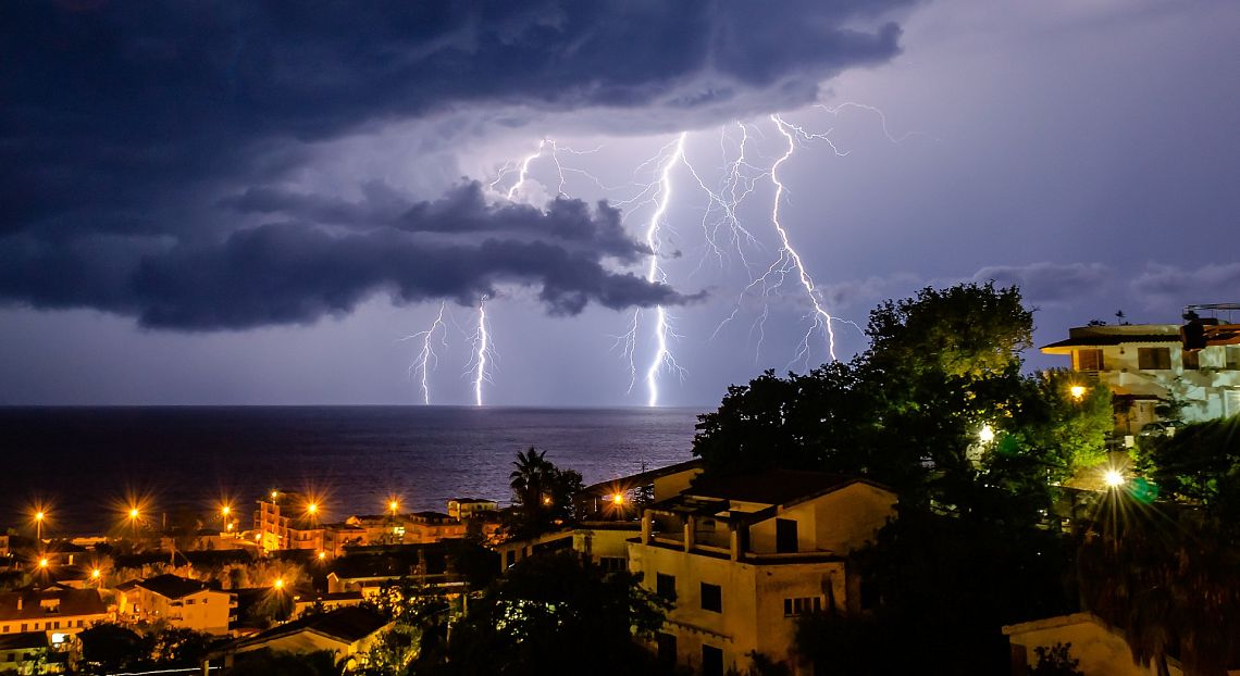 Assicurare la casa da catastrofi naturali, una necessità inesorabile? 