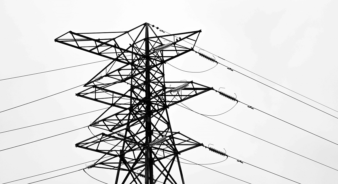 Domanda di elettricità in forte crescita: rinnovabili pronte a superare il carbone