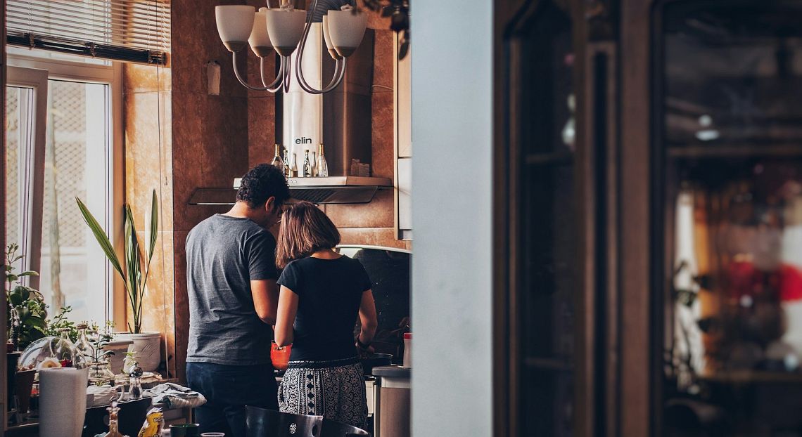 FOCUS. Senza figli: così i cambiamenti sociali incidono sul calo globale delle nascite