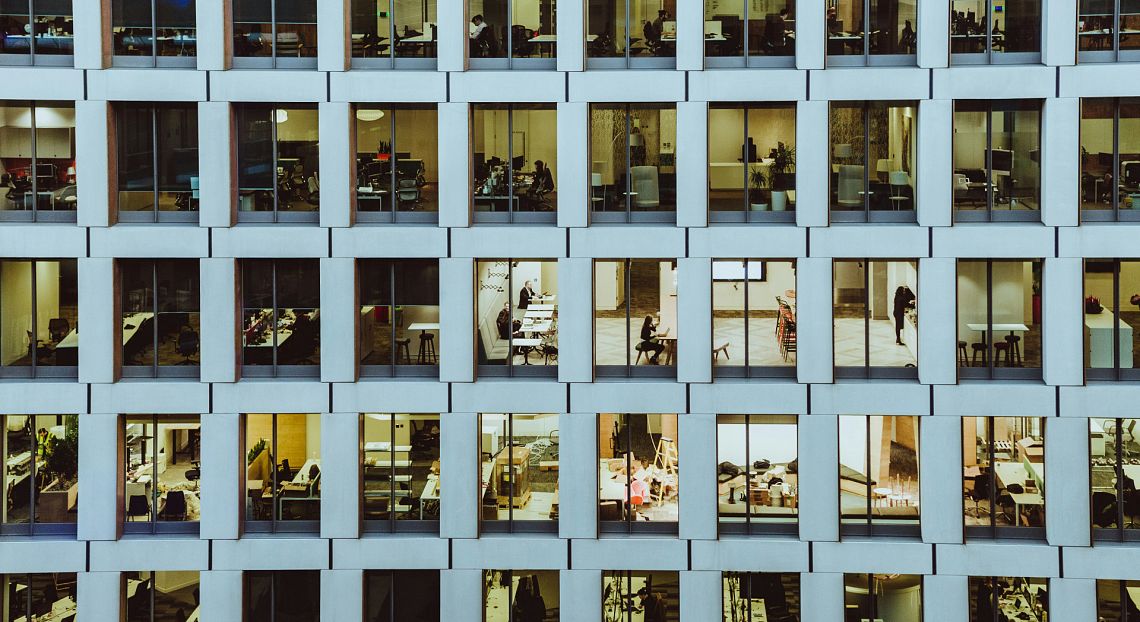 Rapporto Italia generativa: la paura di fallire frena la spinta imprenditoriale